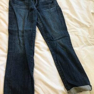 Ankle length cropped jeans